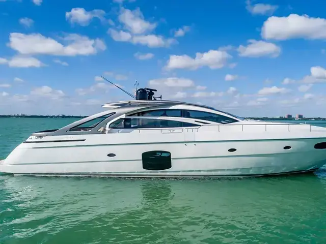 Pershing 70