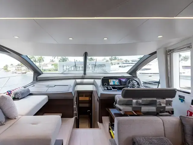 Sunseeker Manhattan 68