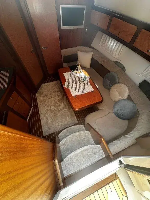 2001 Bavaria 330