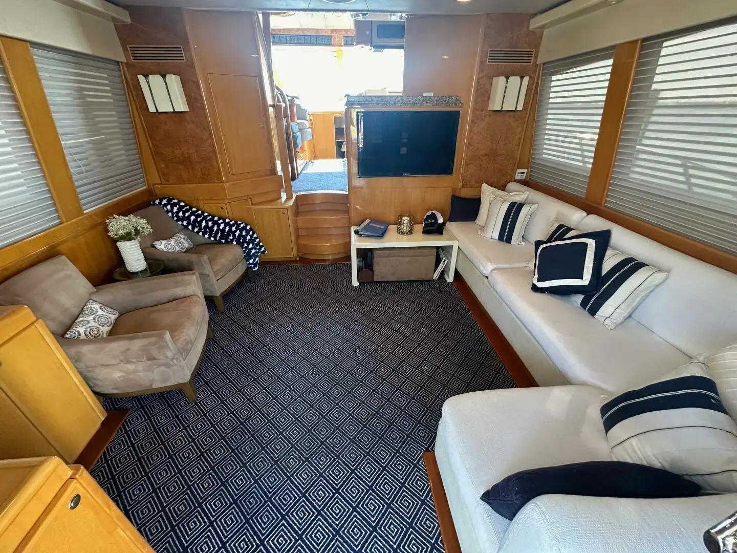 2003 Mckinna 58 pilothouse