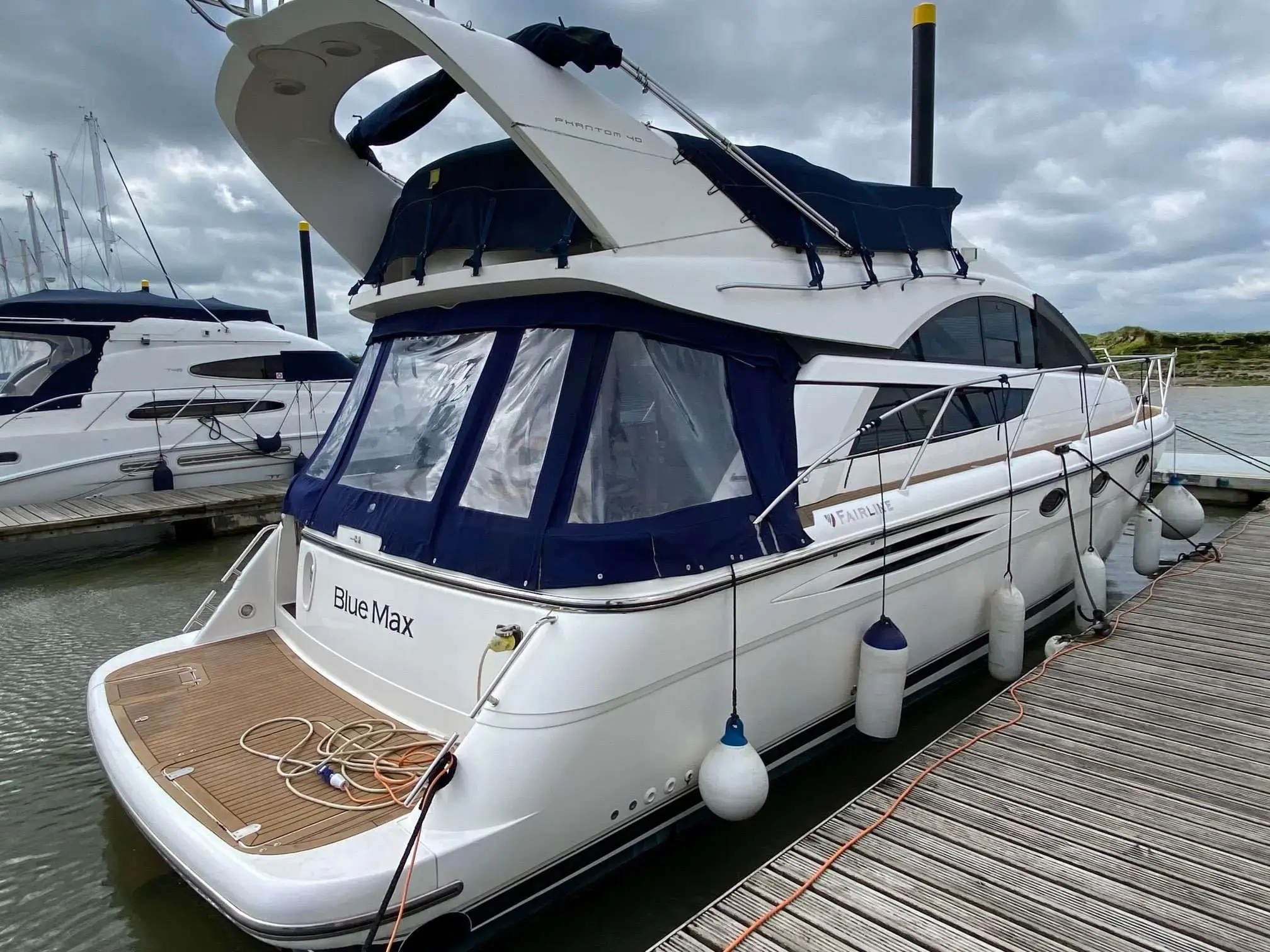 2004 Fairline phantom 40