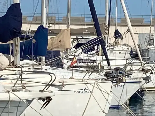 Bavaria 30