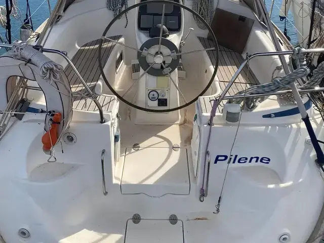 Bavaria 30