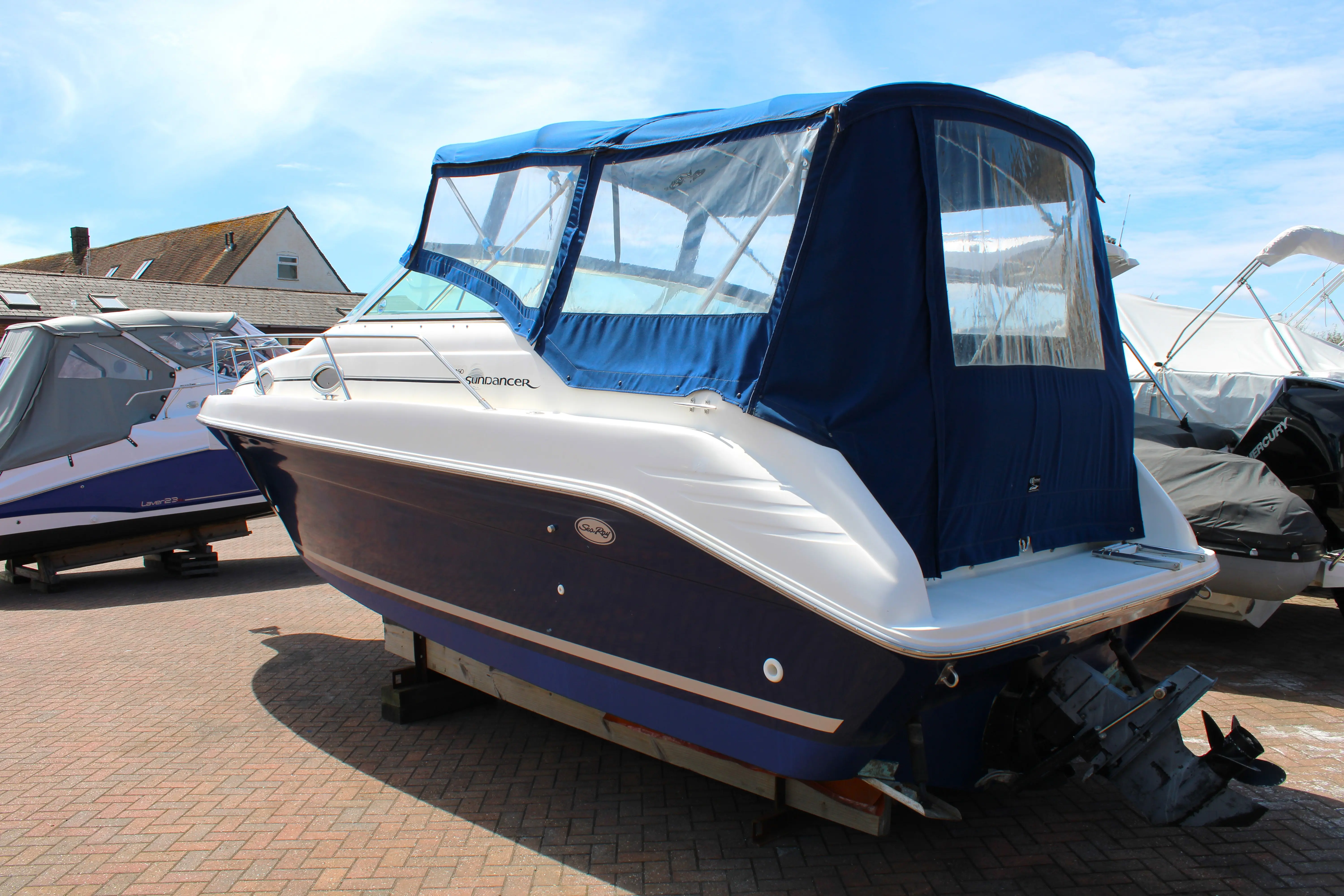 1996 Sea Ray 250 sundancer