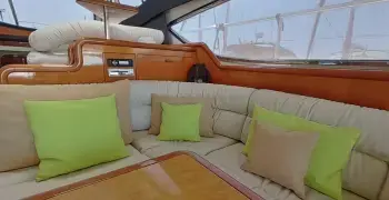 2000 Ferretti 53