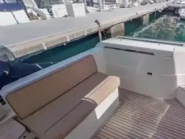 Ferretti Yachts 53