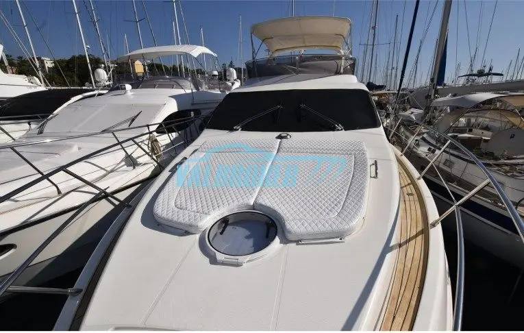 2005 Azimut 50 flybridge