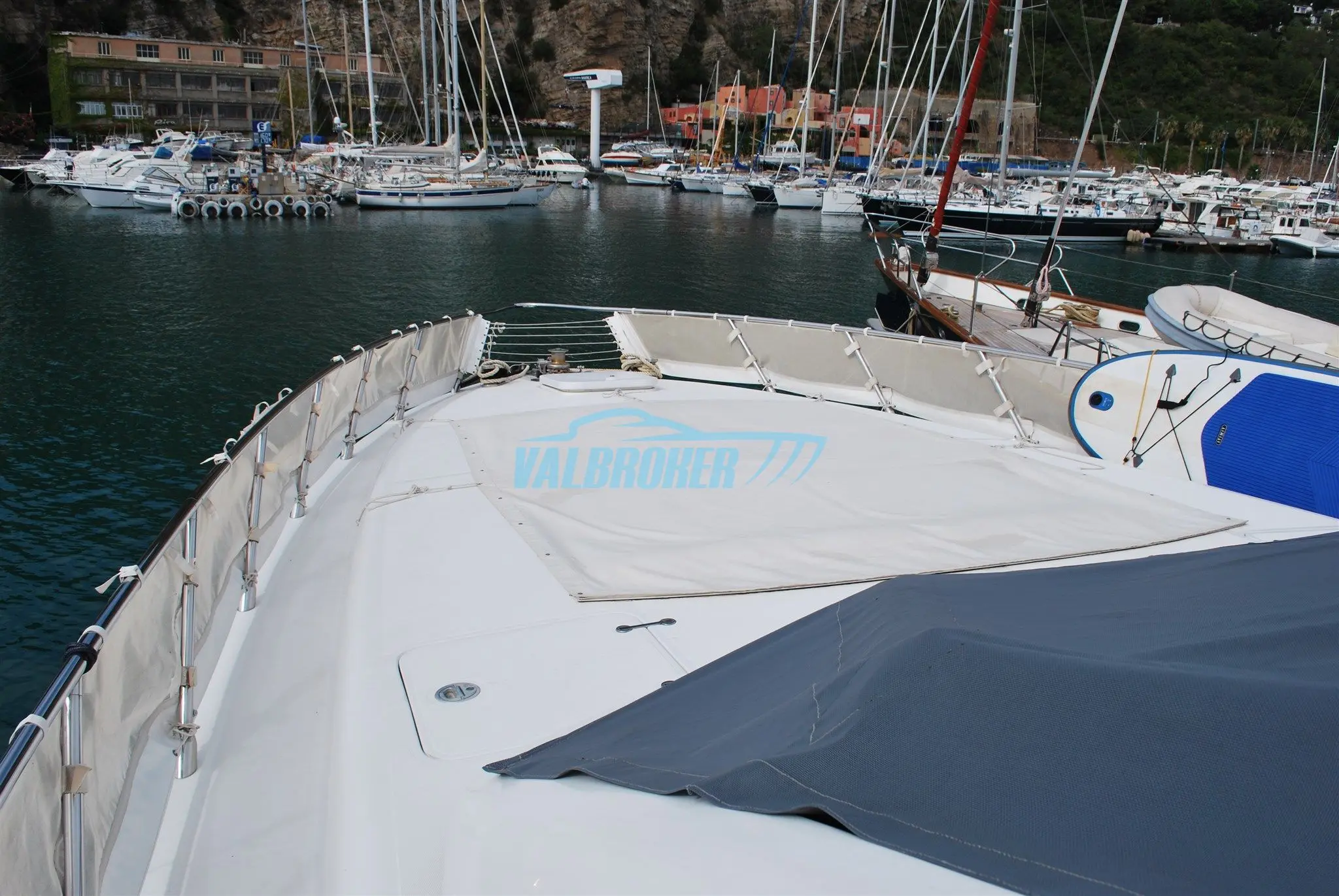 1999 Mangusta 72