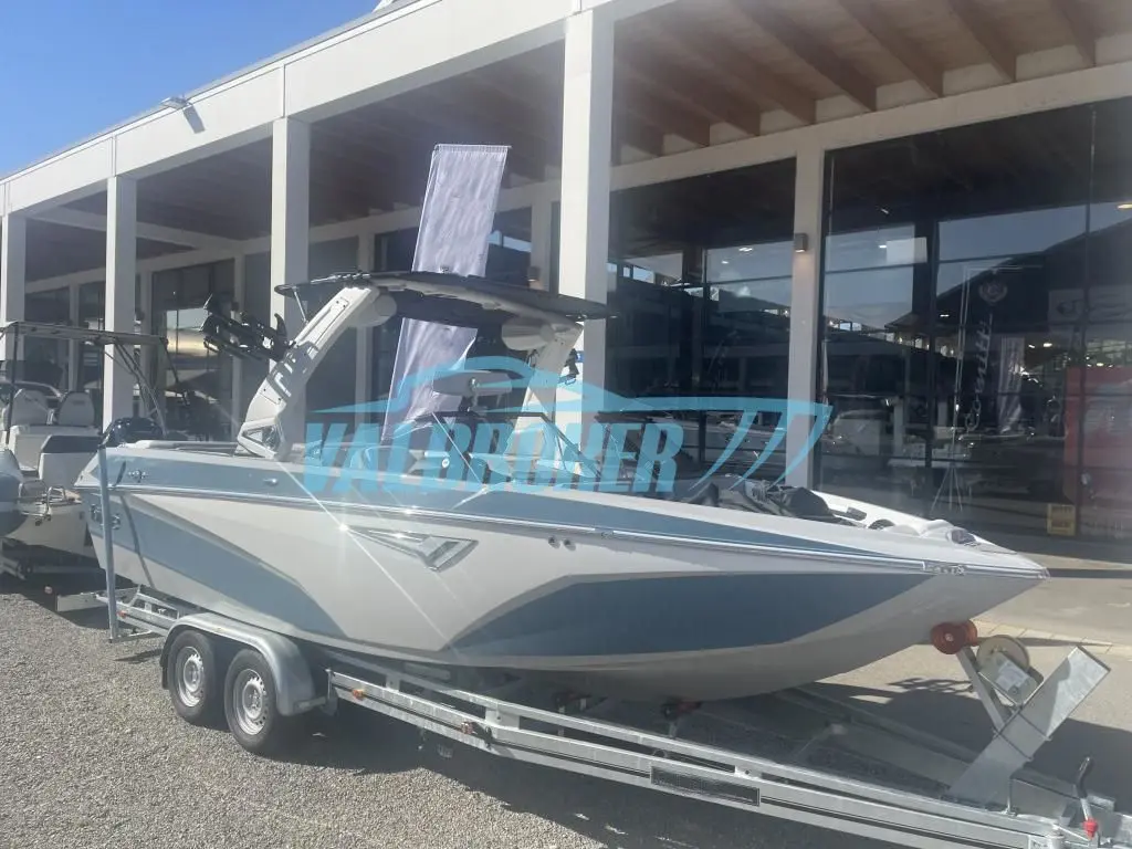 2023 Tige z3 wakesurf