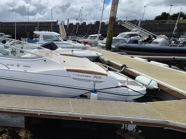 Jeanneau Leader 705