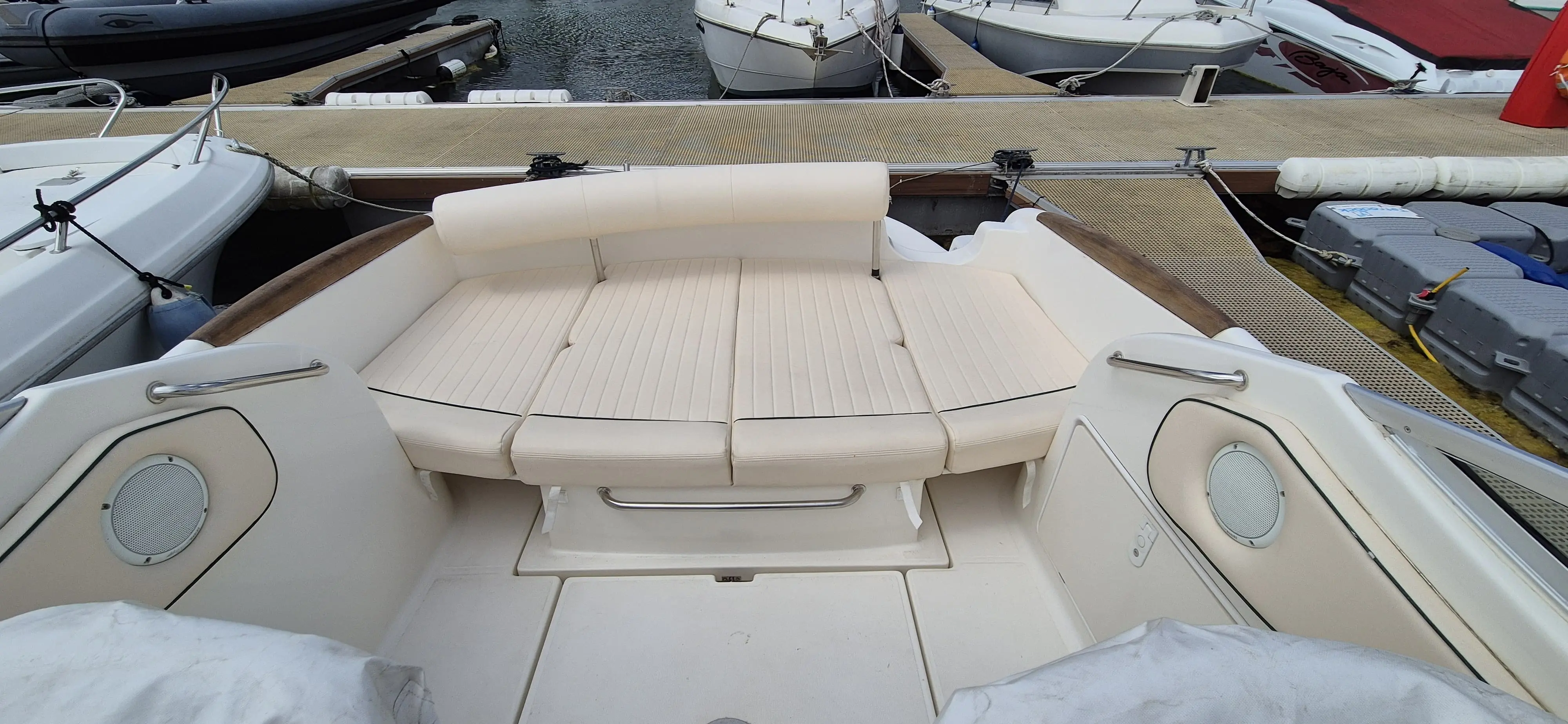 2003 Jeanneau leader 705