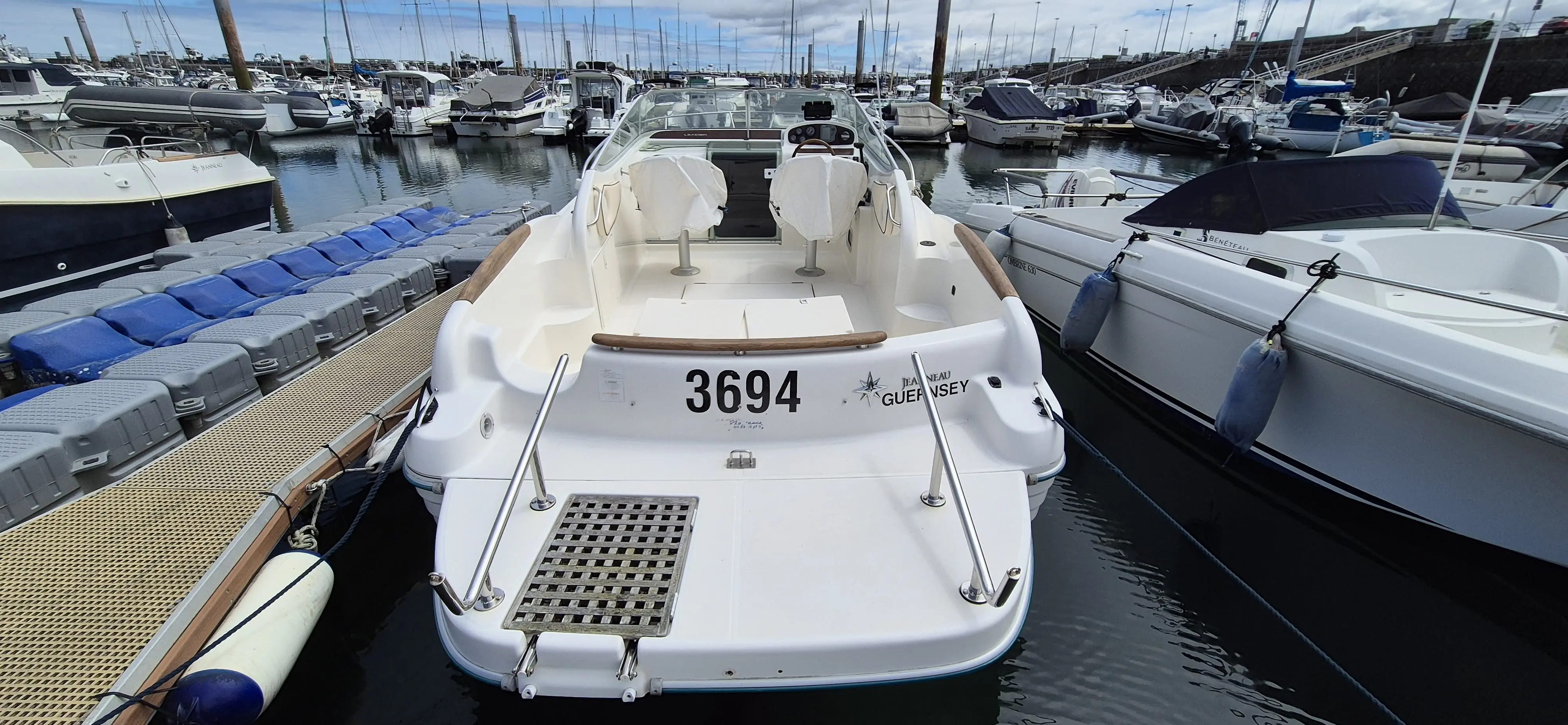 2003 Jeanneau leader 705