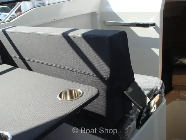 Parker Boats 760 Quest