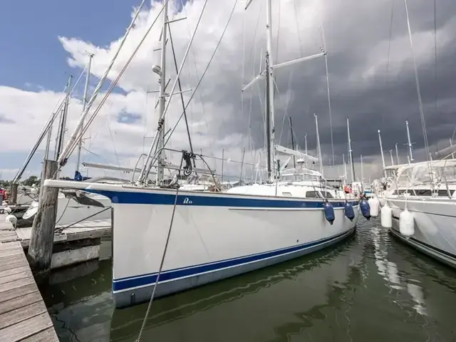 Hallberg-Rassy 44