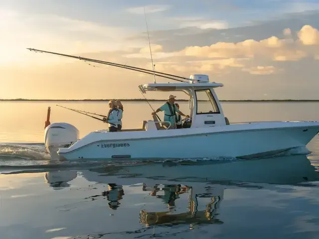 Everglades Boats 285 CC