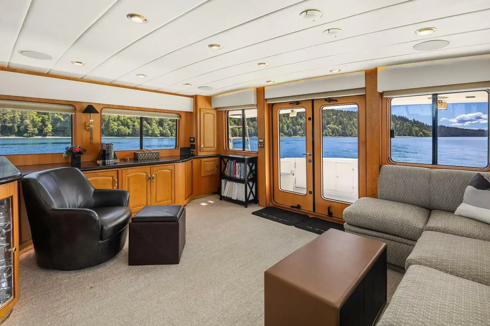 1999 Northwest pilothouse