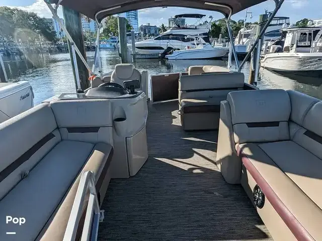 Godfrey Pontoon 2286SB Sweetwater