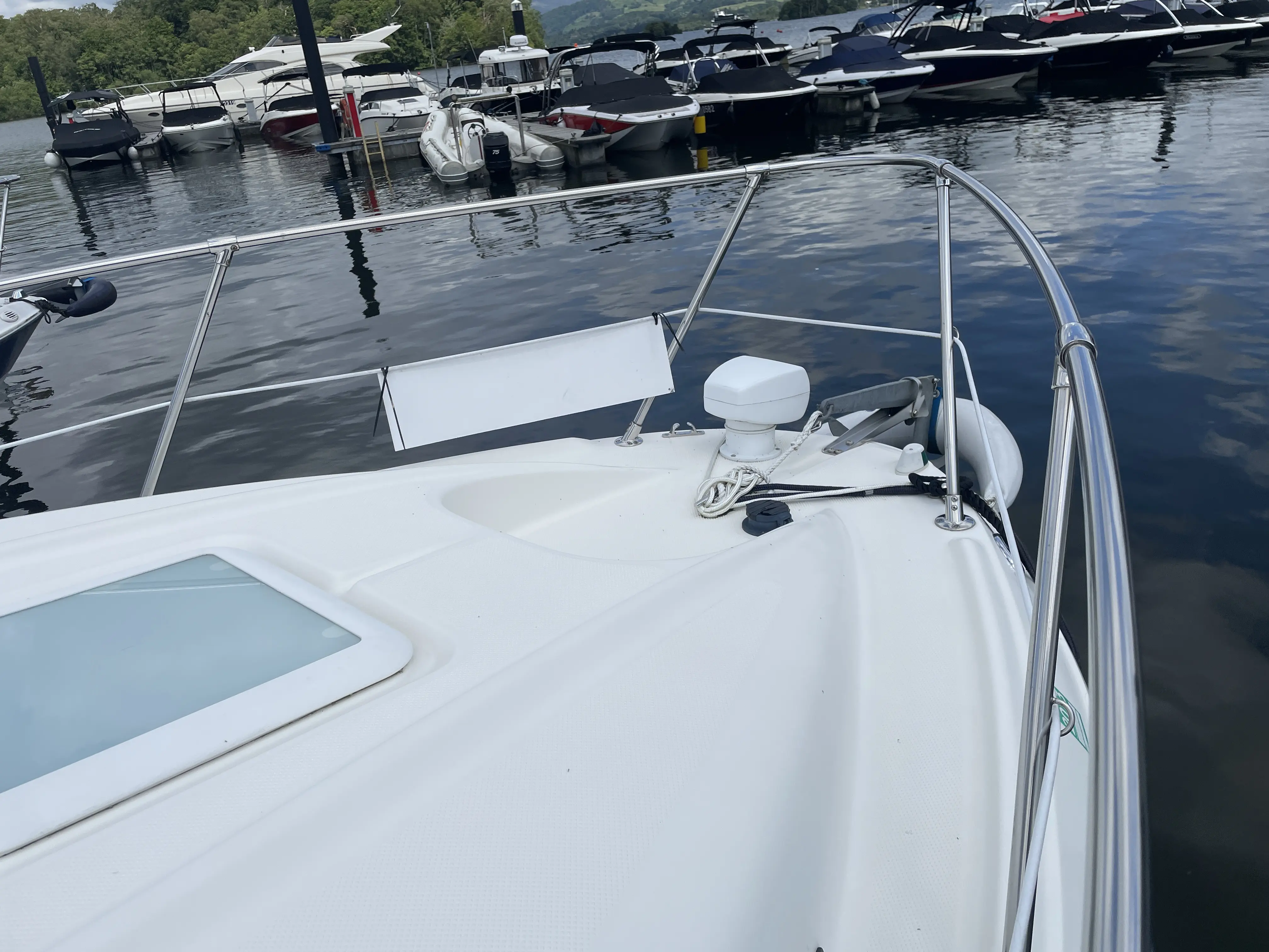 2005 Bayliner 245