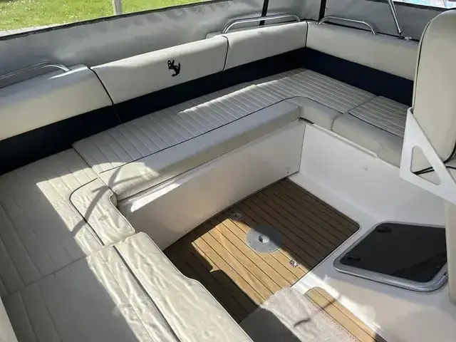 Seamaster 28