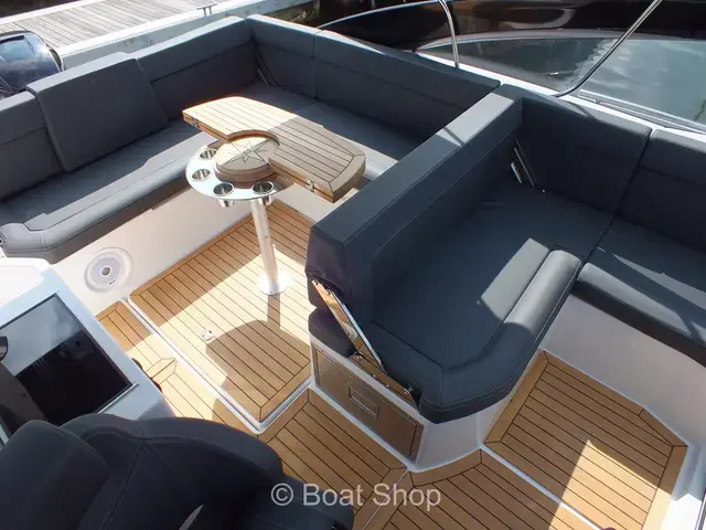 Parker Boats 850 Voyager