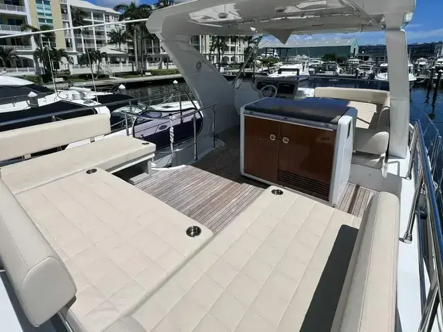 Azimut 50 fly