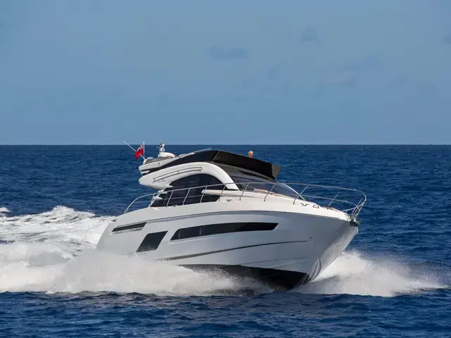 Fairline Squadron 53