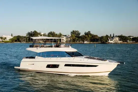 2018 Prestige 560