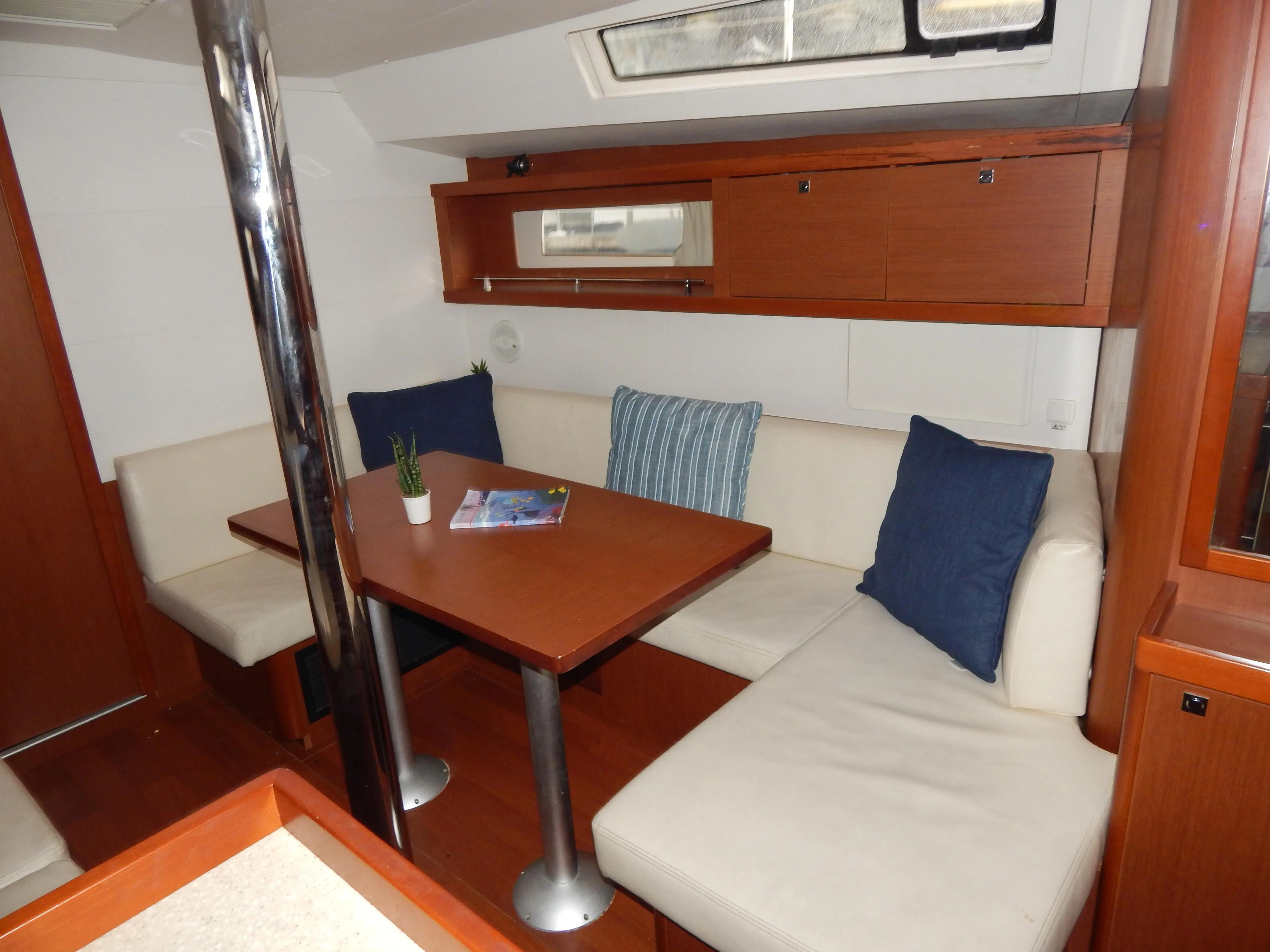 2013 Beneteau 41'