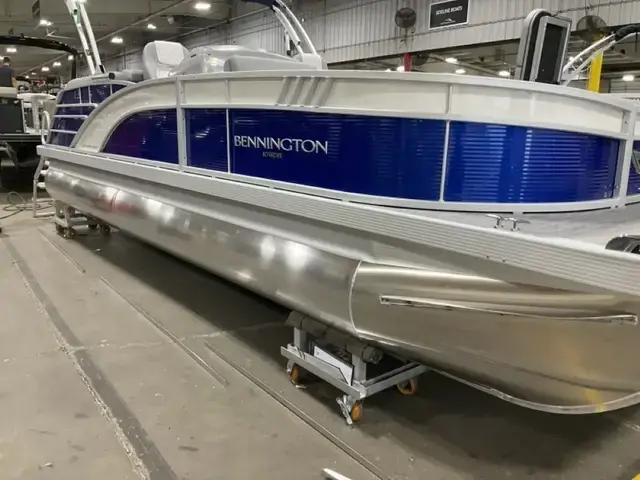 Bennington Marine 23 Ltfb