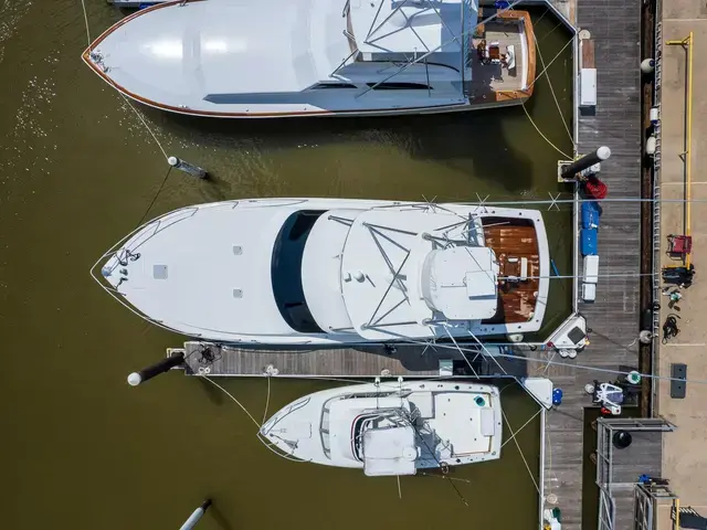 Viking Yachts 54 Convertible