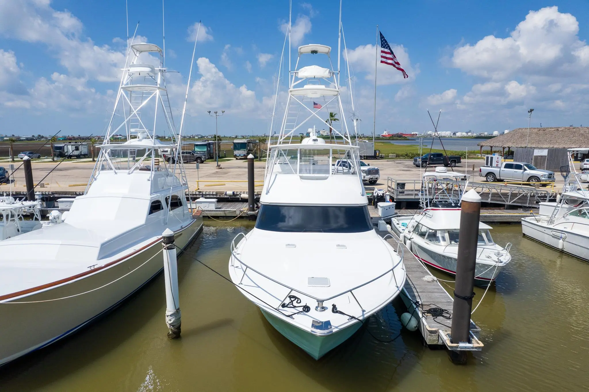 2008 Viking 54 convertible