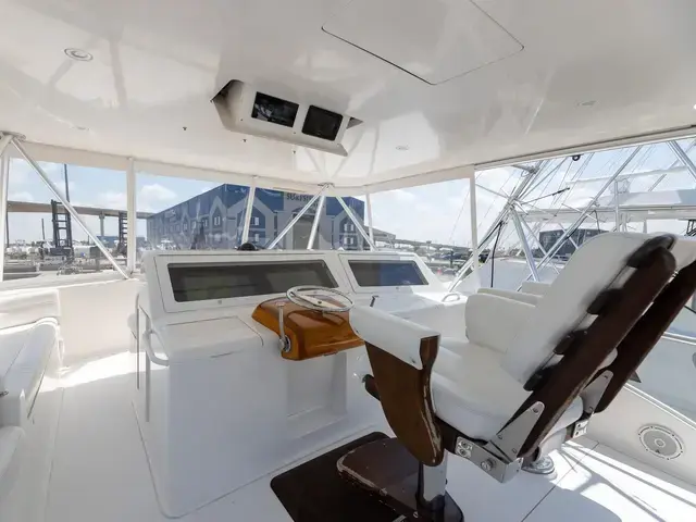 Viking Yachts 54 Convertible