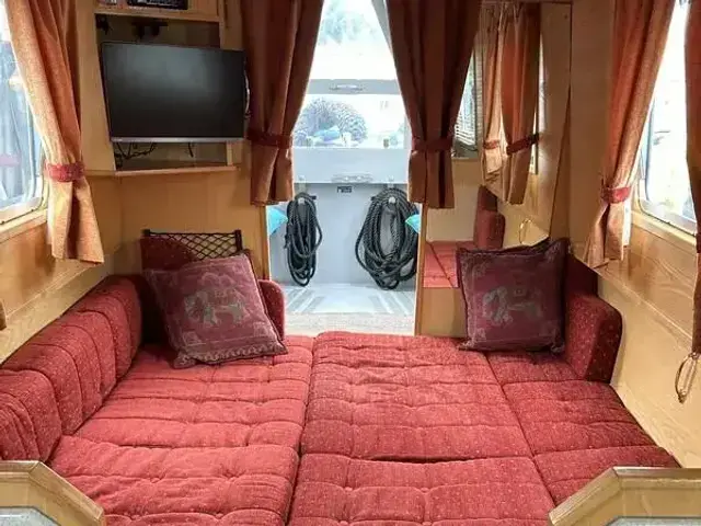 Sea Otter 36 Narrow Boat - Cruiser