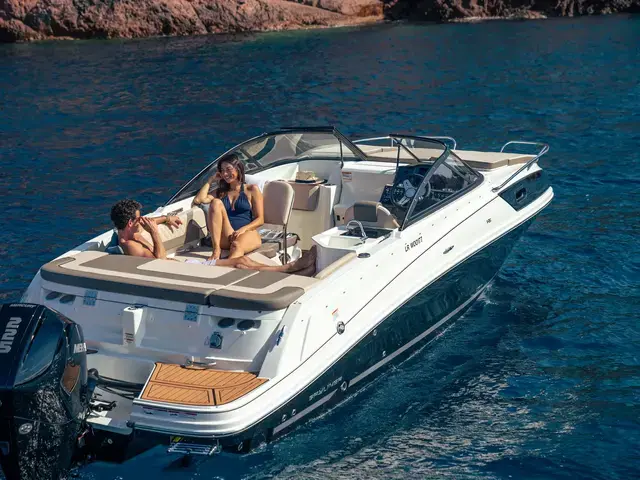 Bayliner Vr6