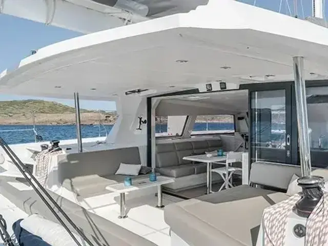 Catana 53