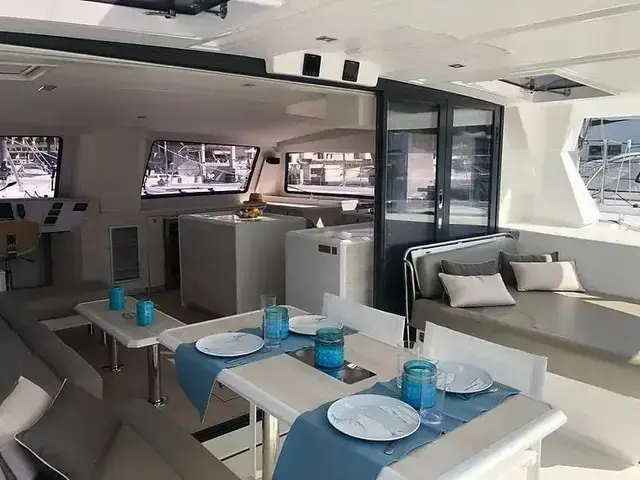 Catana 53