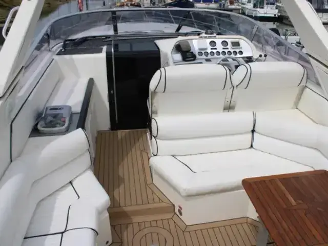 Sunseeker Martinique 36