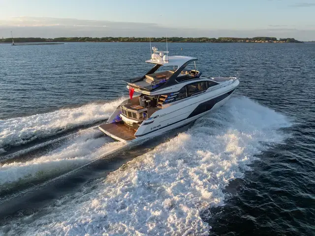 Fairline Squadron 58 - MODEL 2024