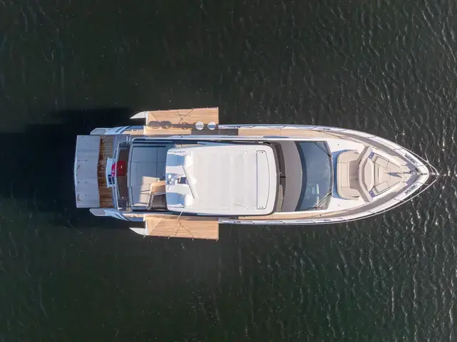 Fairline Squadron 58 - MODEL 2024