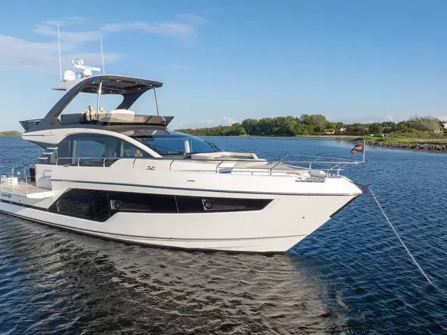 Fairline Squadron 58 - MODEL 2024