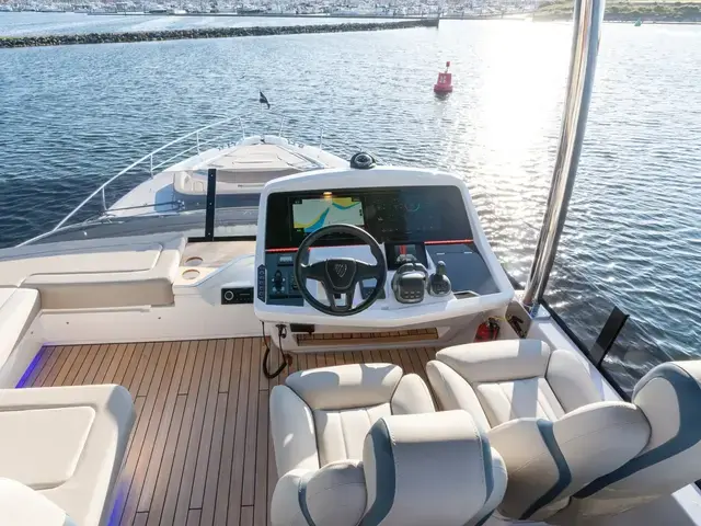 Fairline Squadron 58 - MODEL 2024