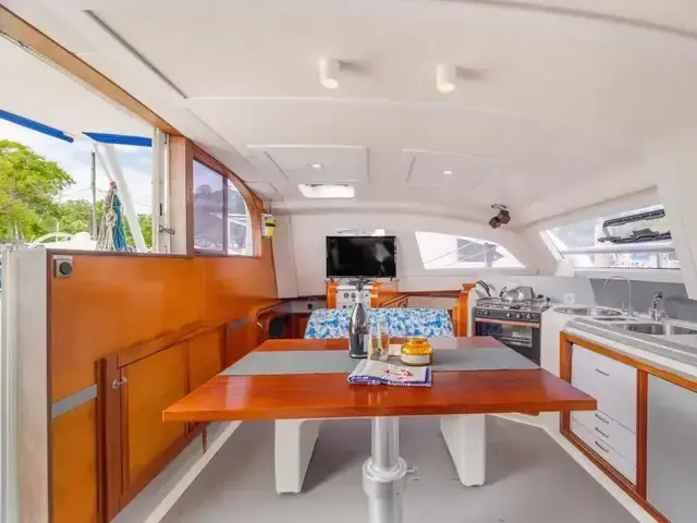 Catana 42 OWNERS VERSION