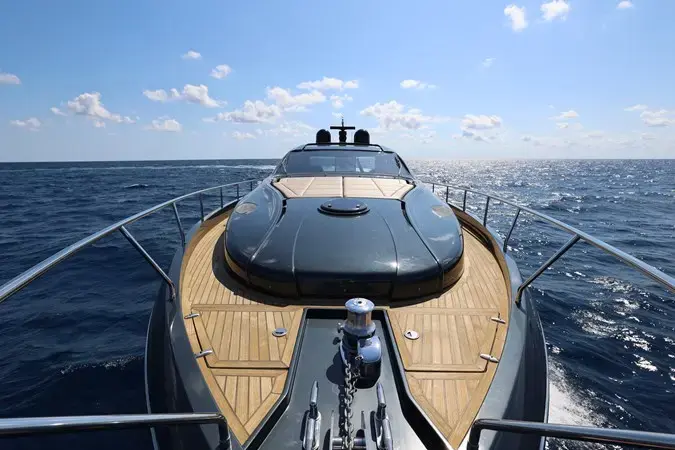 2017 Pershing 70