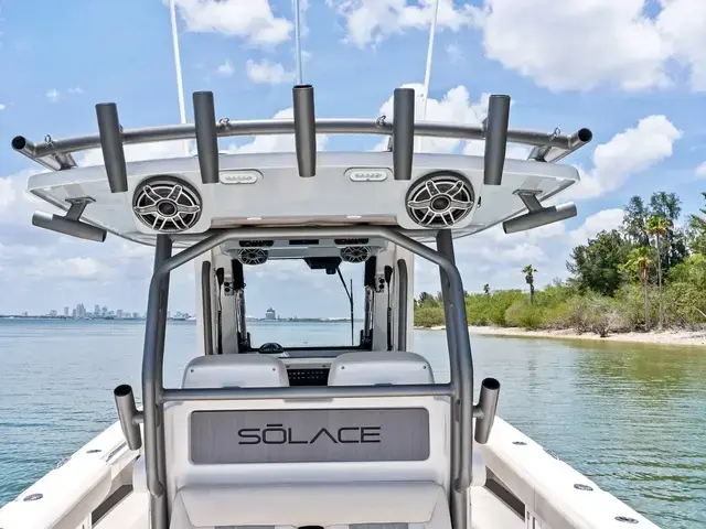 Solace 32 CS