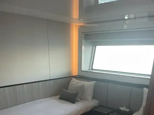 Sunseeker 90 Ocean