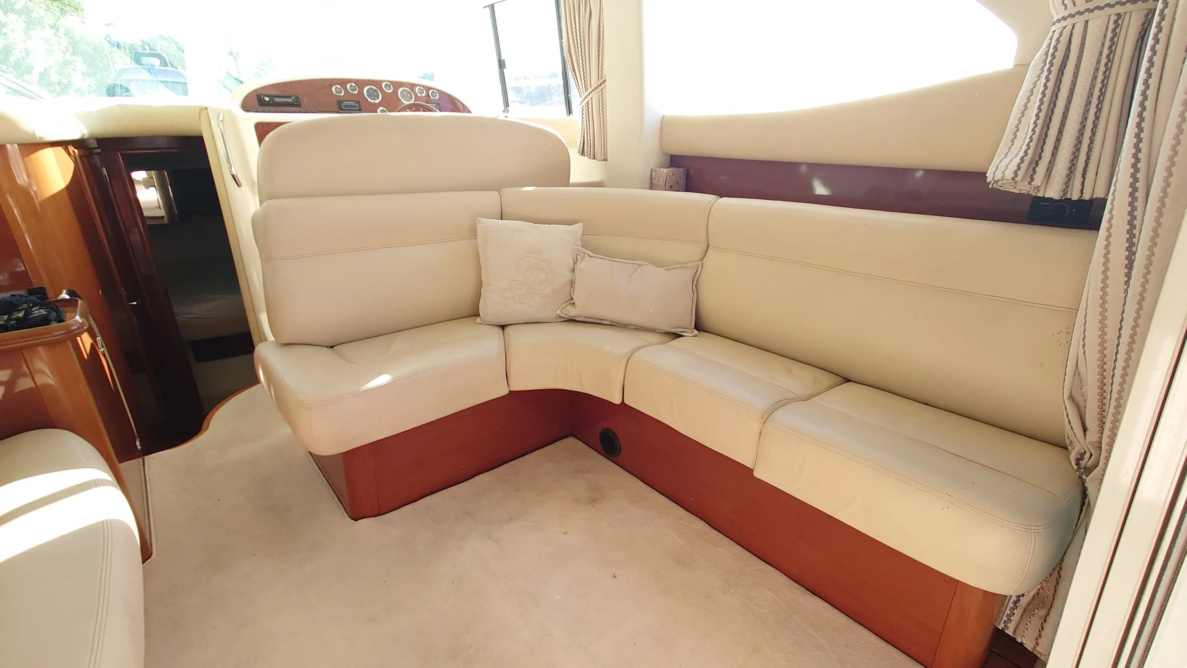 JEANNEAU 36 PRESTIGE 2004