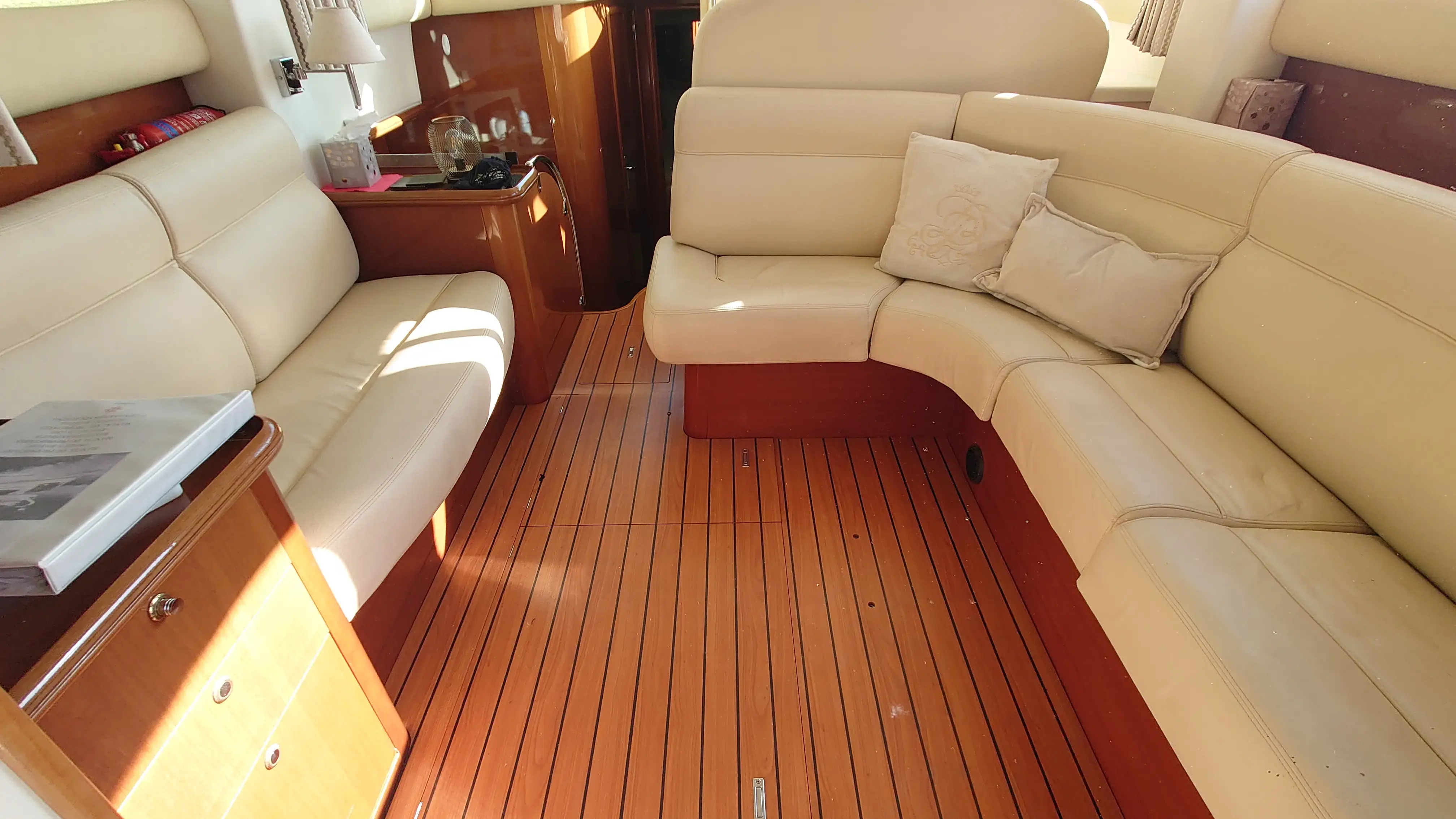 JEANNEAU 36 PRESTIGE 2004