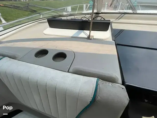 Bayliner Avanti 3255