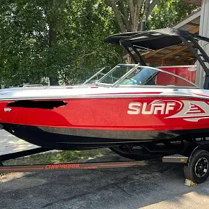 2020 Chaparral 21 surf