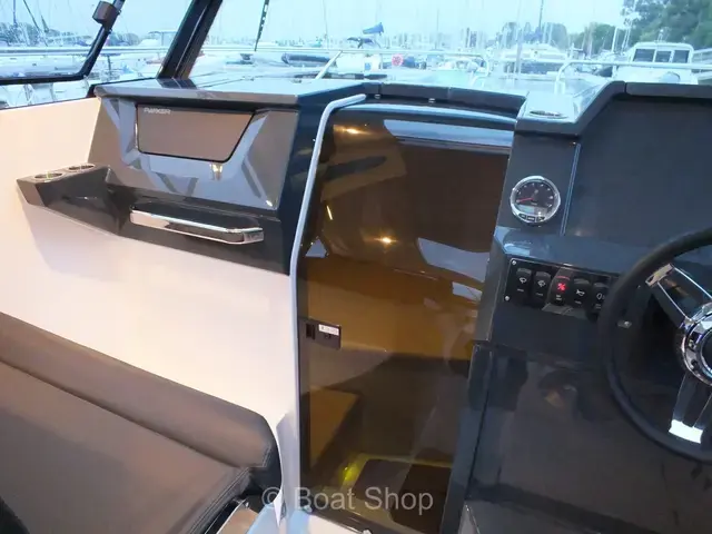 Parker Boats 790 Explorer